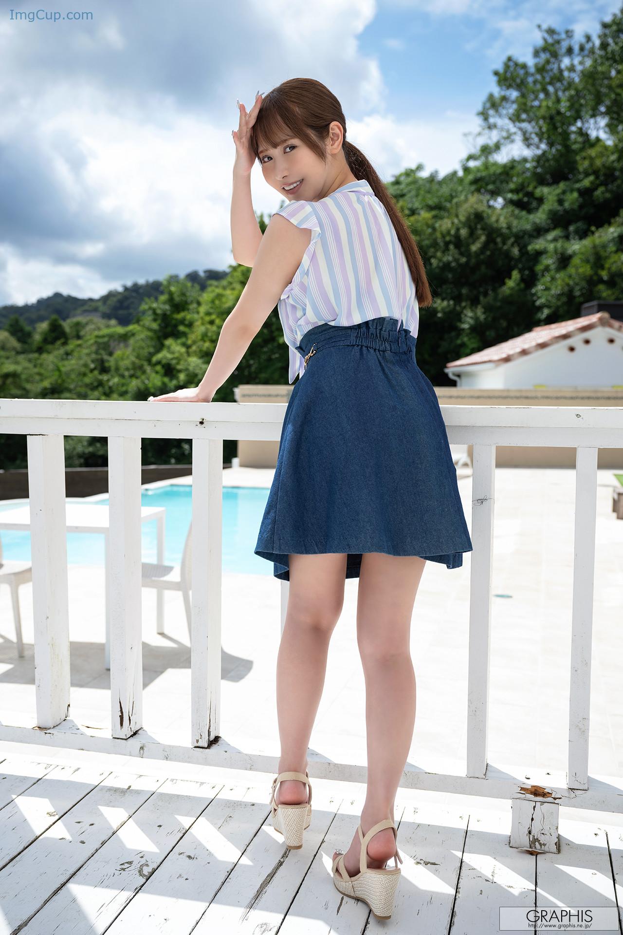 SWEATRIKA1_7.jpg SWEATRIKA1 7