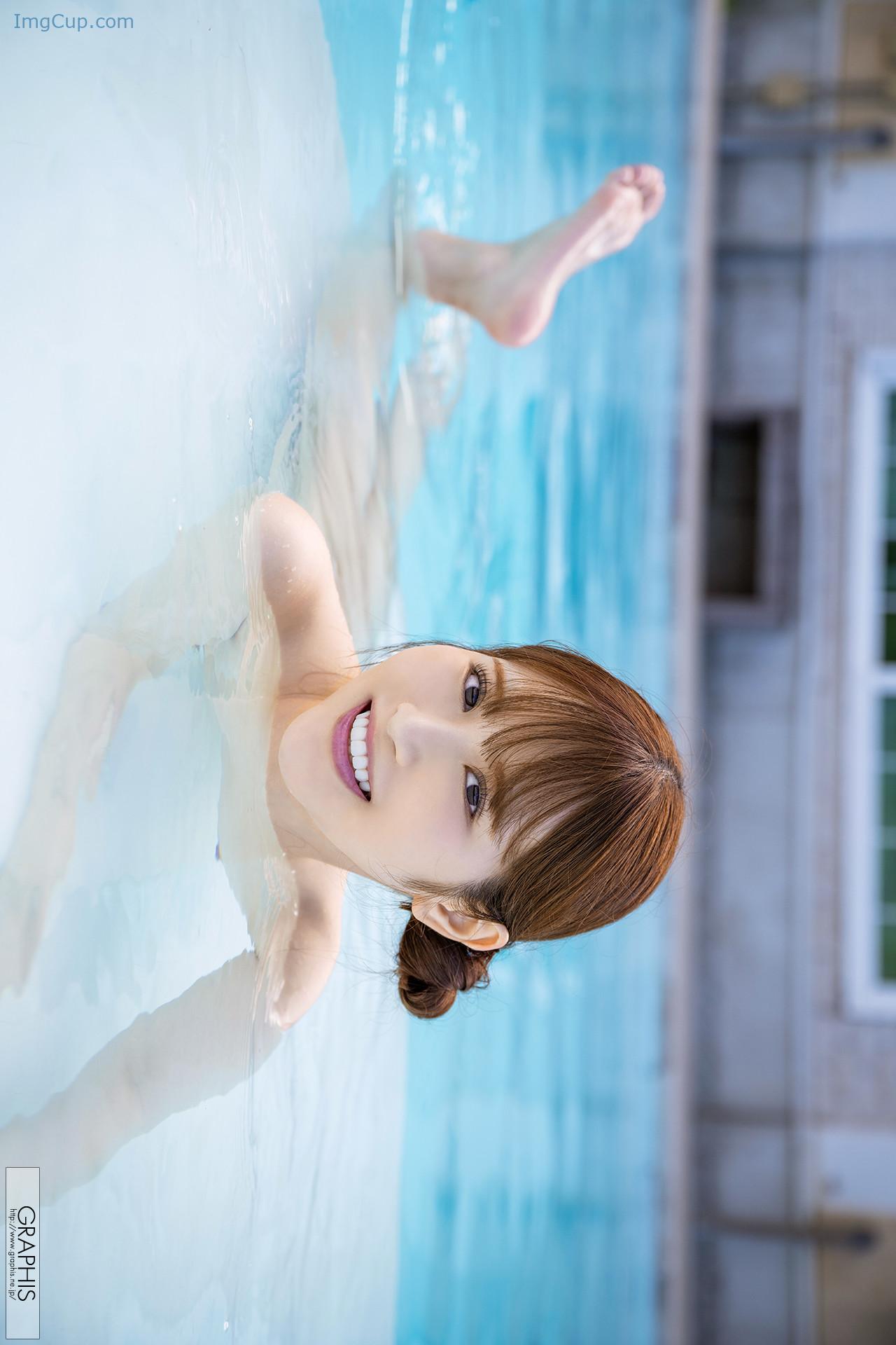 SWEATRIKA3_7.jpg SWEATRIKA3 7