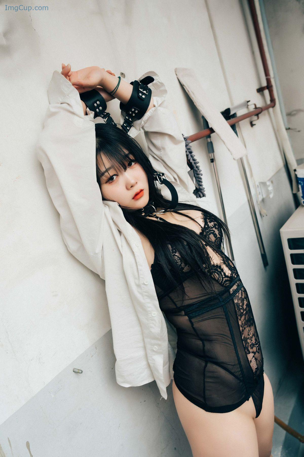 1761994420_654_Haivia-Zia-지아-–-Tight-And-Closer-71P.jpg 1761994420 654 Haivia Zia 지아 – Tight And Closer 71P