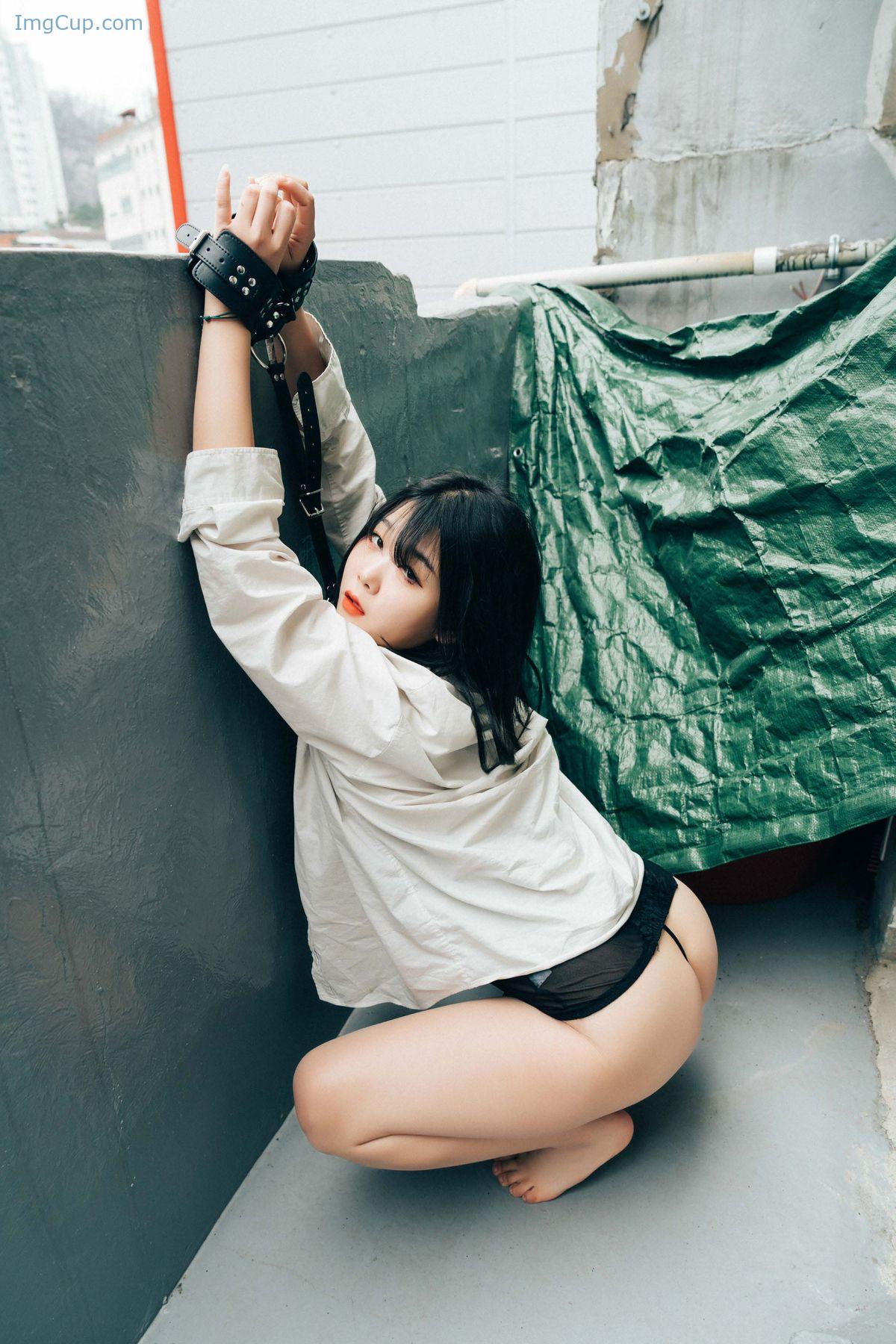 1761994425_763_Haivia-Zia-지아-–-Tight-And-Closer-71P.jpg 1761994425 763 Haivia Zia 지아 – Tight And Closer 71P