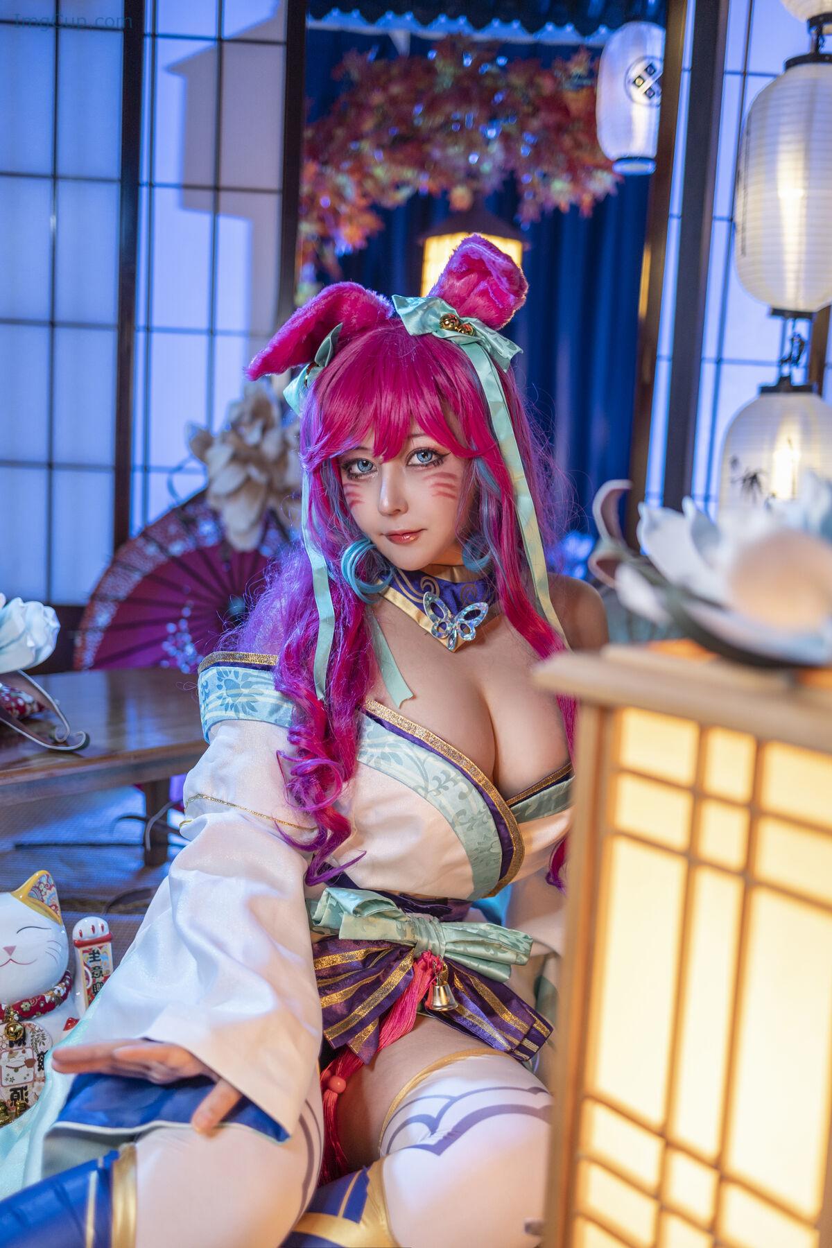 1762096716_726_Coser@Kaneko_咔喵-–-英雄联盟-灵魂莲华-阿狸-17P-–-1V.jpg 1762096716 726 Coser@Kaneko 咔喵 – 英雄联盟 灵魂莲华 阿狸 17P – 1V