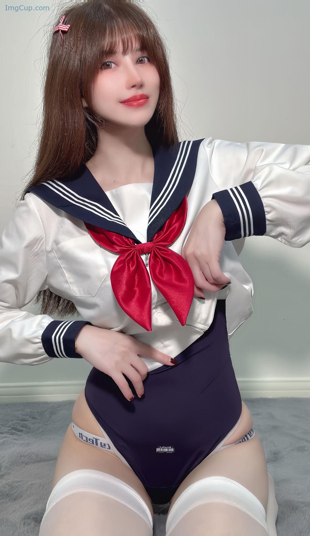 1762414707_307_Coser@鹿八岁-–-白丝水手服-36P.jpg 1762414707 307 Coser@鹿八岁 – 白丝水手服 36P