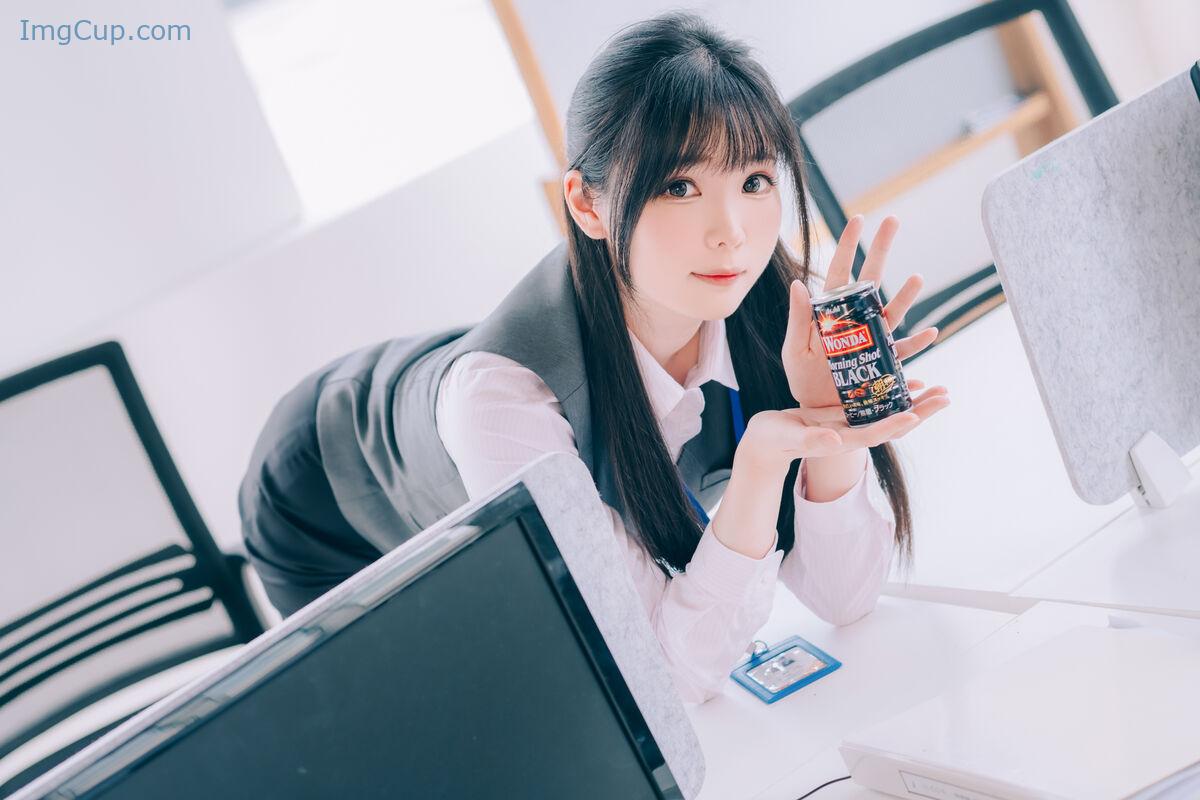 1762866491_532_Coser@霜月shimo-–-霜月的秘密辦公室-Shimo-Secret-Office-Part02-63P.jpg 1762866491 532 Coser@霜月shimo – 霜月的秘密辦公室 Shimo Secret Office Part02 63P