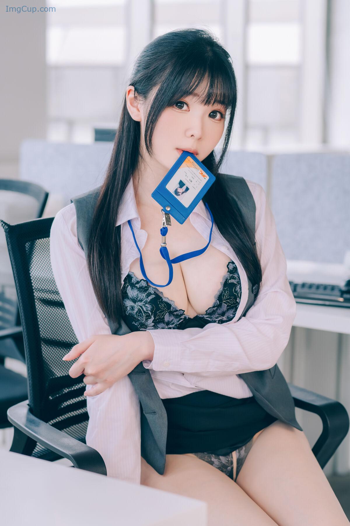 1762866558_528_Coser@霜月shimo-–-霜月的秘密辦公室-Shimo-Secret-Office-Part02-63P.jpg 1762866558 528 Coser@霜月shimo – 霜月的秘密辦公室 Shimo Secret Office Part02 63P