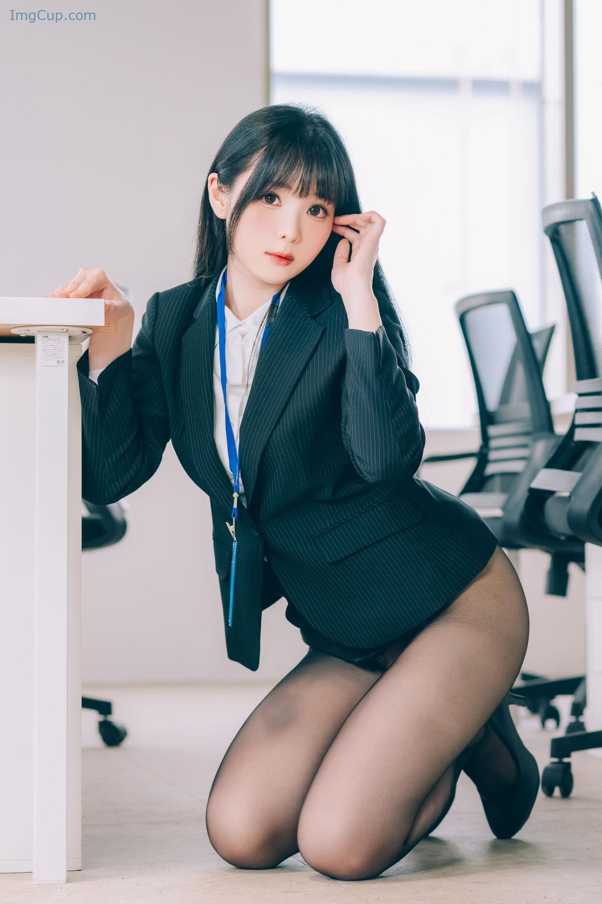1762866588_172_Coser@霜月shimo-–-霜月的秘密辦公室-Shimo-Secret-Office-Part02-63P.jpg 1762866588 172 Coser@霜月shimo – 霜月的秘密辦公室 Shimo Secret Office Part02 63P