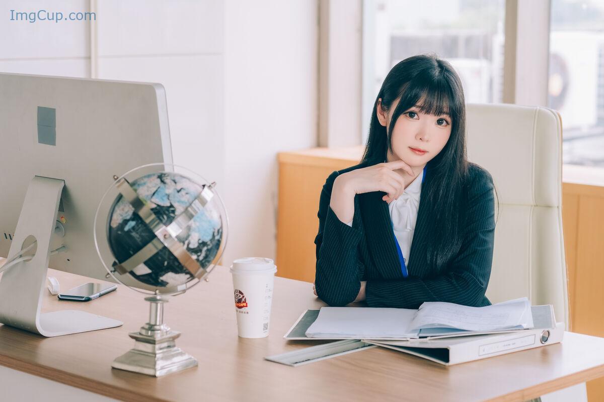 1762884522_4_Coser@霜月shimo-–-霜月的秘密辦公室-Shimo-Secret-Office-Part01-64P.jpg 1762884522 4 Coser@霜月shimo – 霜月的秘密辦公室 Shimo Secret Office Part01 64P