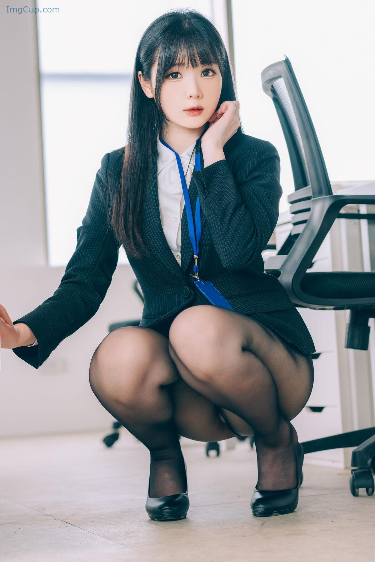 1762884524_837_Coser@霜月shimo-–-霜月的秘密辦公室-Shimo-Secret-Office-Part01-64P.jpg 1762884524 837 Coser@霜月shimo – 霜月的秘密辦公室 Shimo Secret Office Part01 64P