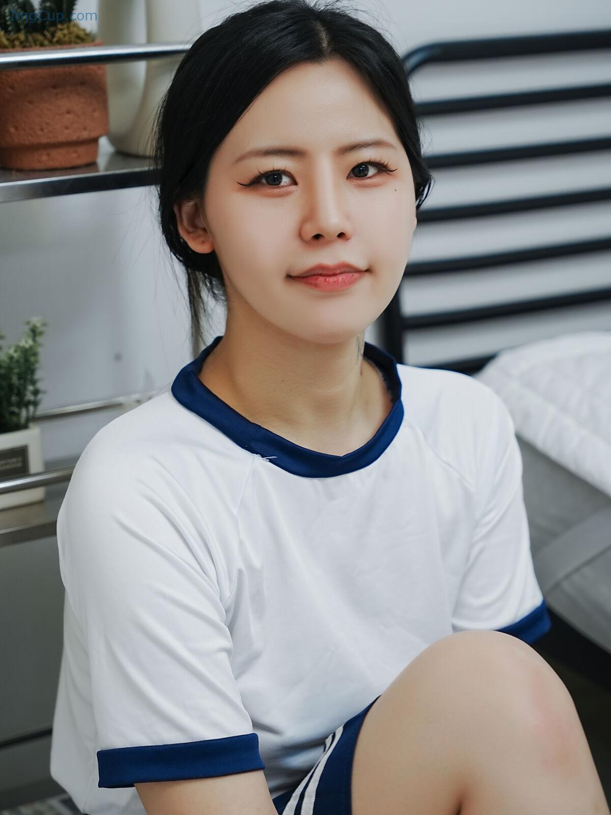 1762982419_240_Choi-Ri-–-Vol01-Bloomers-Part01-73P-–-1V.jpg 1762982419 240 Choi Ri – Vol01 Bloomers Part01 73P – 1V