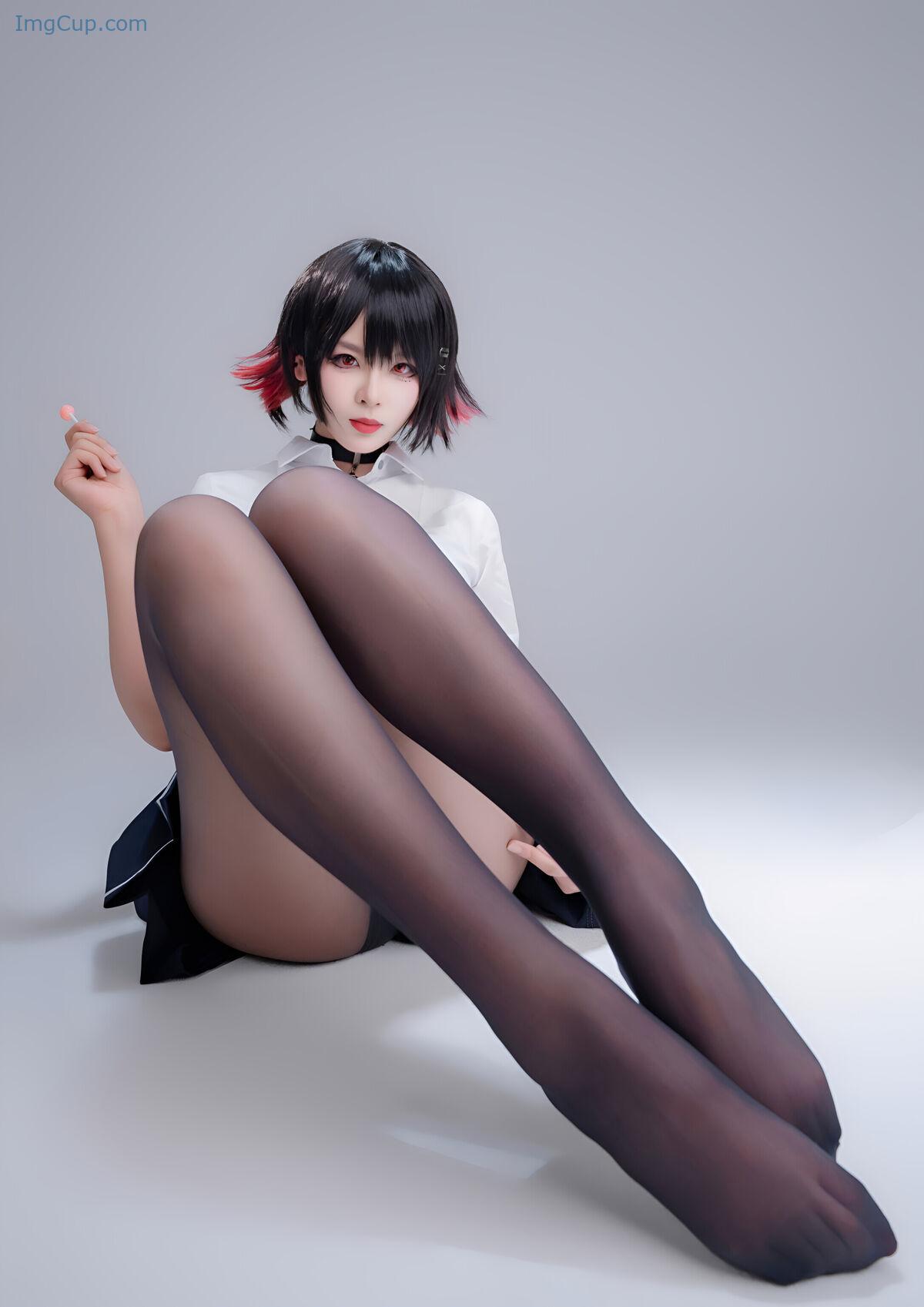 1763354361_6_Coser@轩萧学姐-–-鲨鱼妹JK-Part02-51P.jpg 1763354361 6 Coser@轩萧学姐 – 鲨鱼妹JK Part02 51P