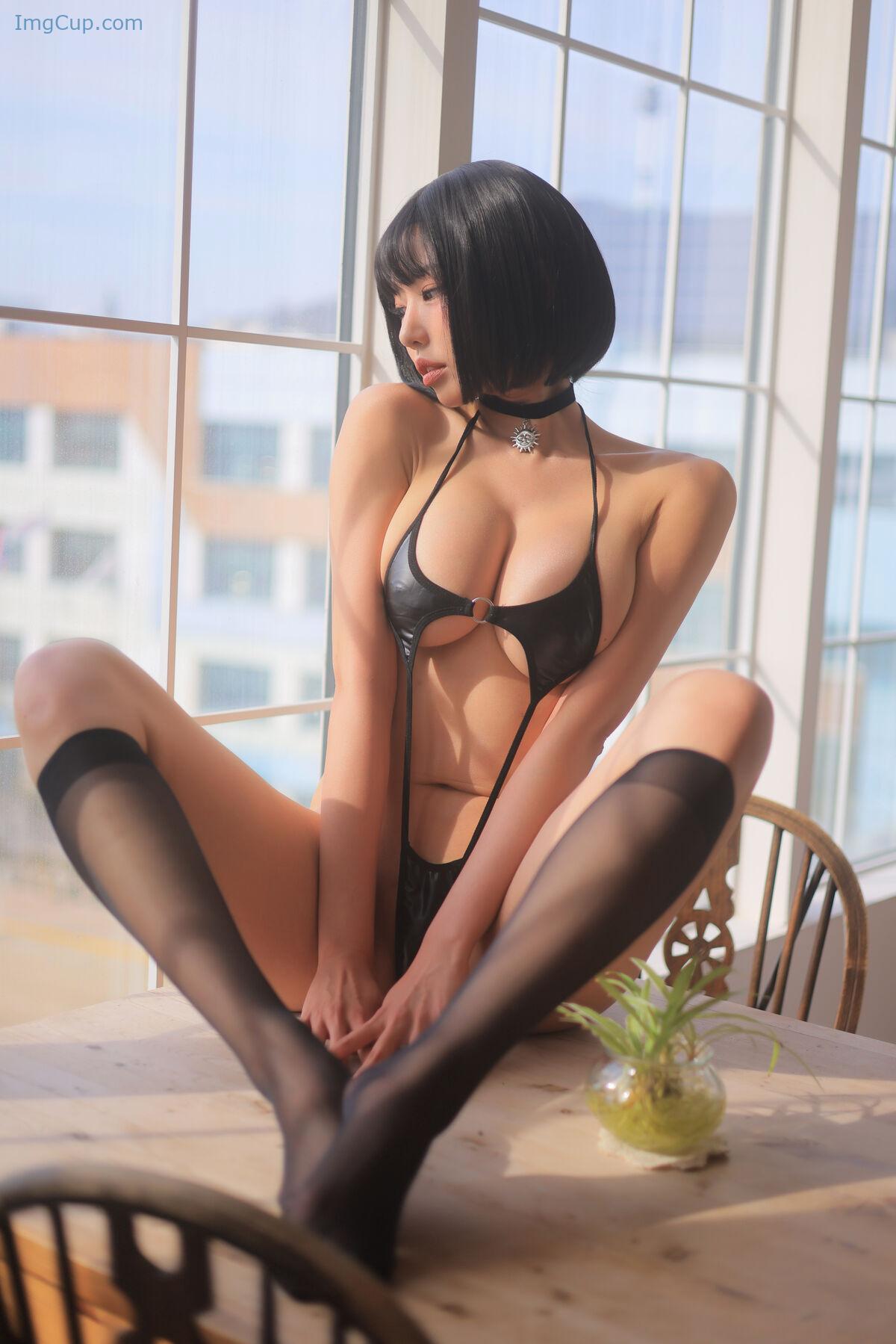 1763632249_118_Dongeuran-동그란-–-Matilda-Part01-67P.jpg 1763632249 118 Dongeuran 동그란 – Matilda Part01 67P