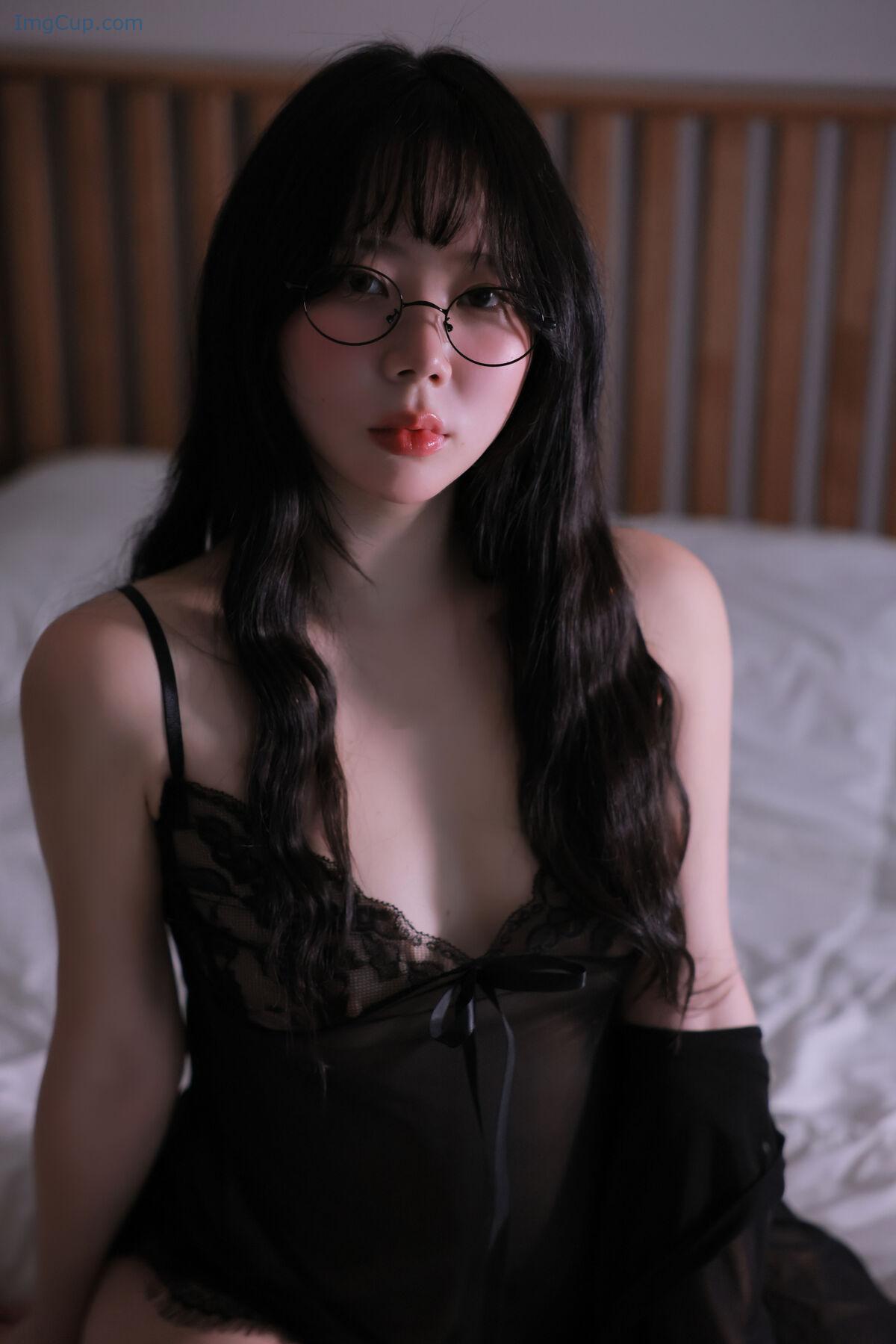 1763805453_396_SWEETBOX-Myu_a_-뮤아-–-Room-Part02-55P.jpg 1763805453 396 SWEETBOX Myu a 뮤아 – Room Part02 55P