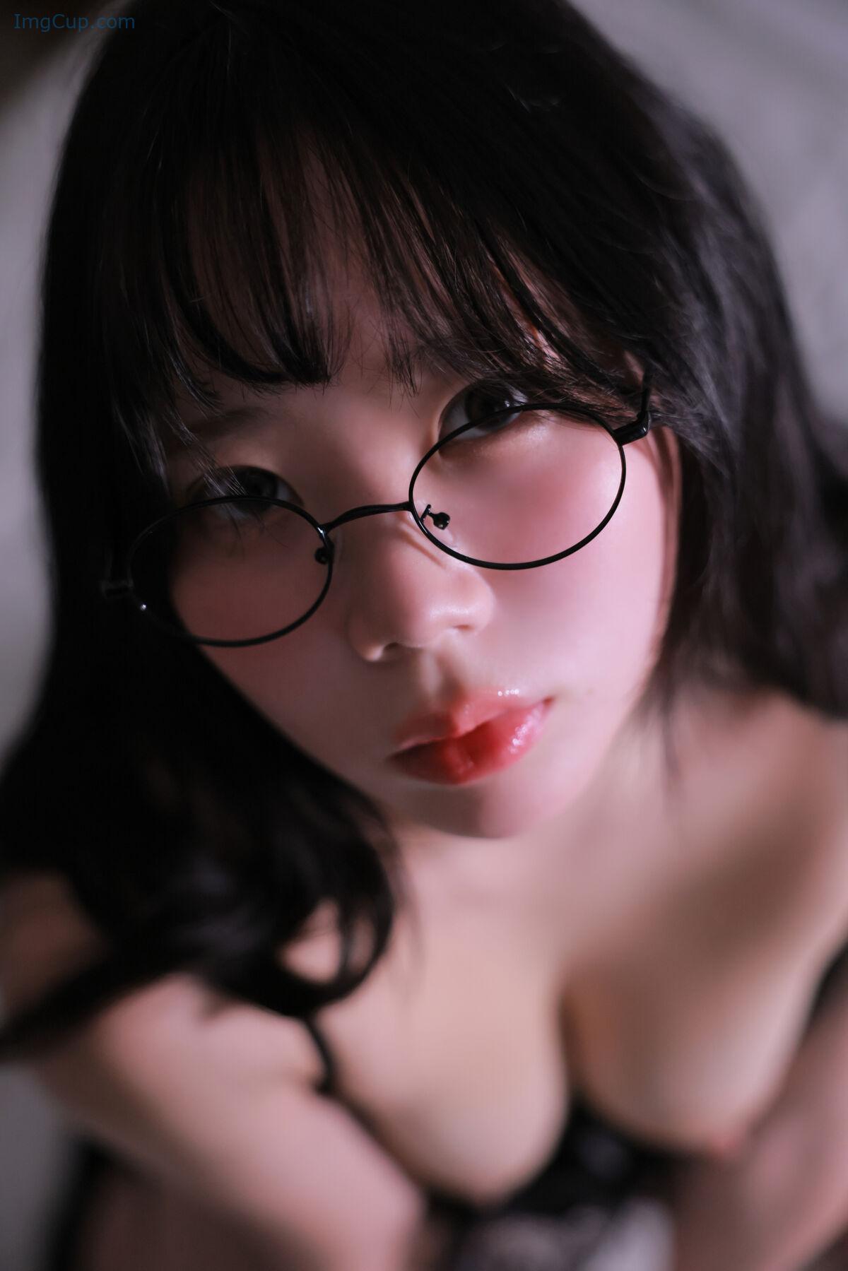 1763805467_295_SWEETBOX-Myu_a_-뮤아-–-Room-Part02-55P.jpg 1763805467 295 SWEETBOX Myu a 뮤아 – Room Part02 55P