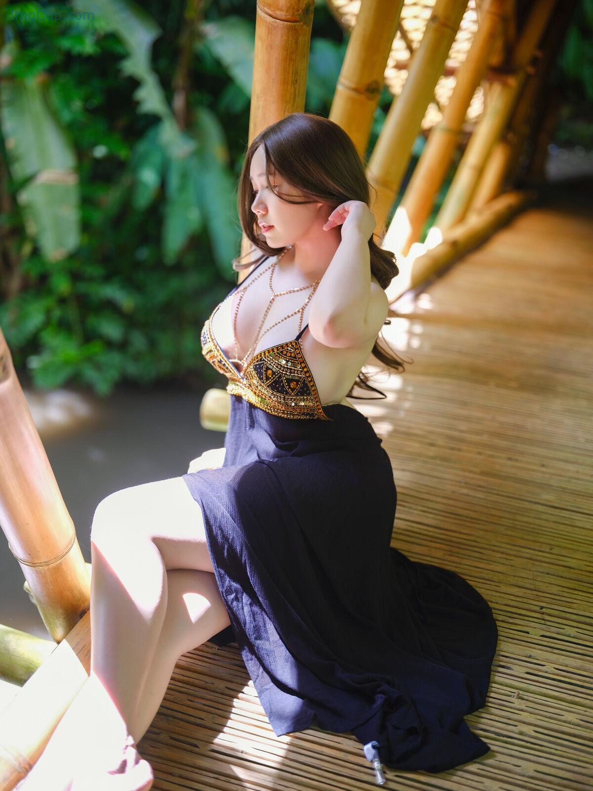 1764022798_396_Coser@麻花麻花酱-–-澜-Part01-58P.jpg 1764022798 396 Coser@麻花麻花酱 – 澜 Part01 58P