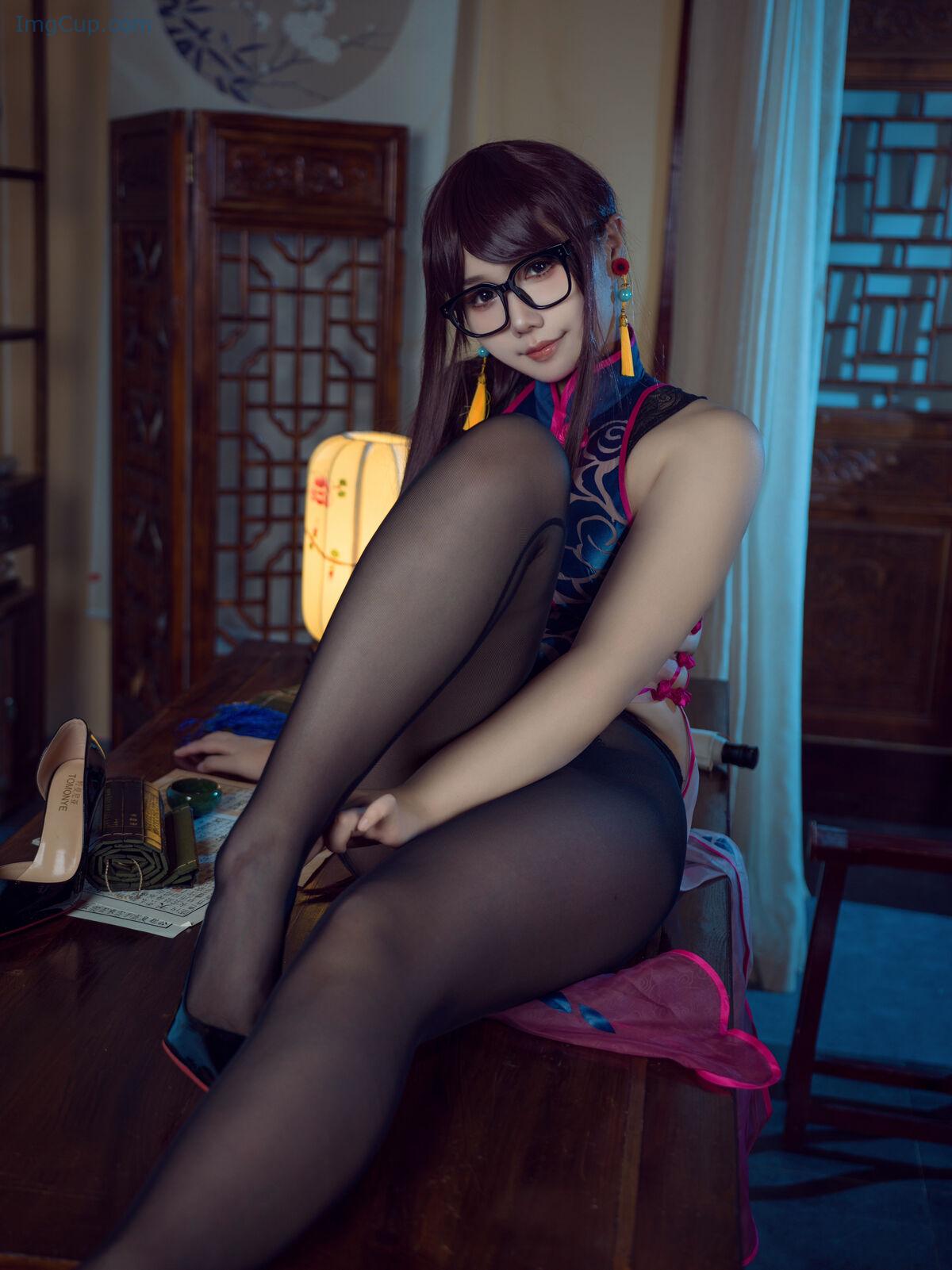 1764040801_551_Coser@麻花麻花酱-–-Fgo-虞美人-24P.jpg 1764040801 551 Coser@麻花麻花酱 – Fgo 虞美人 24P