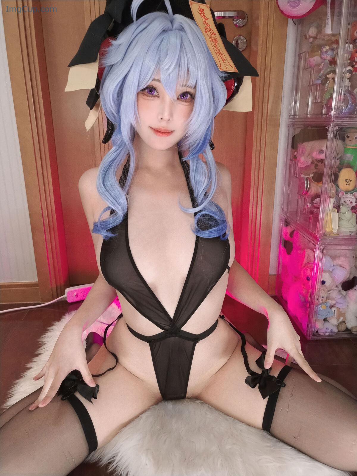 1764076904_786_Coser@蜜汁猫裘-–-原神-甘雨-国风小僵尸-47P-–-2V.jpg 1764076904 786 Coser@蜜汁猫裘 – 原神 甘雨 国风小僵尸 47P – 2V