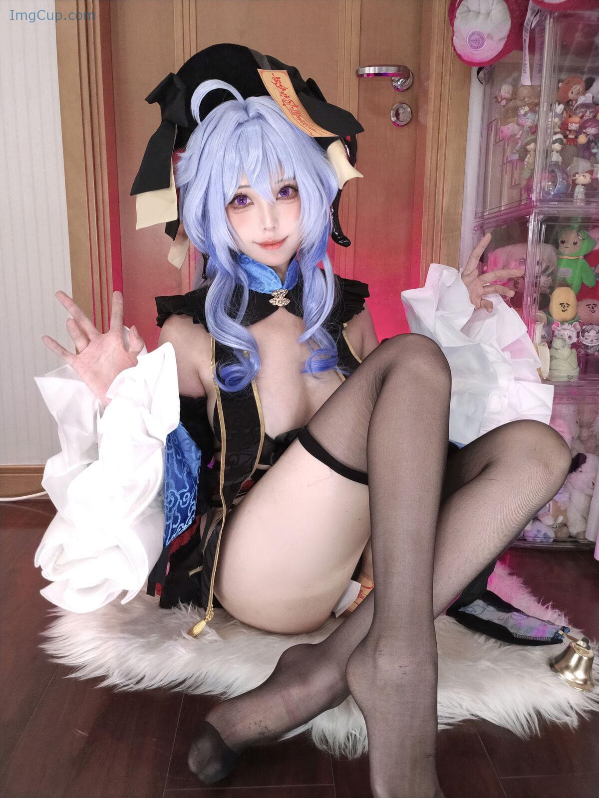 1764076948_767_Coser@蜜汁猫裘-–-原神-甘雨-国风小僵尸-47P-–-2V.jpg 1764076948 767 Coser@蜜汁猫裘 – 原神 甘雨 国风小僵尸 47P – 2V