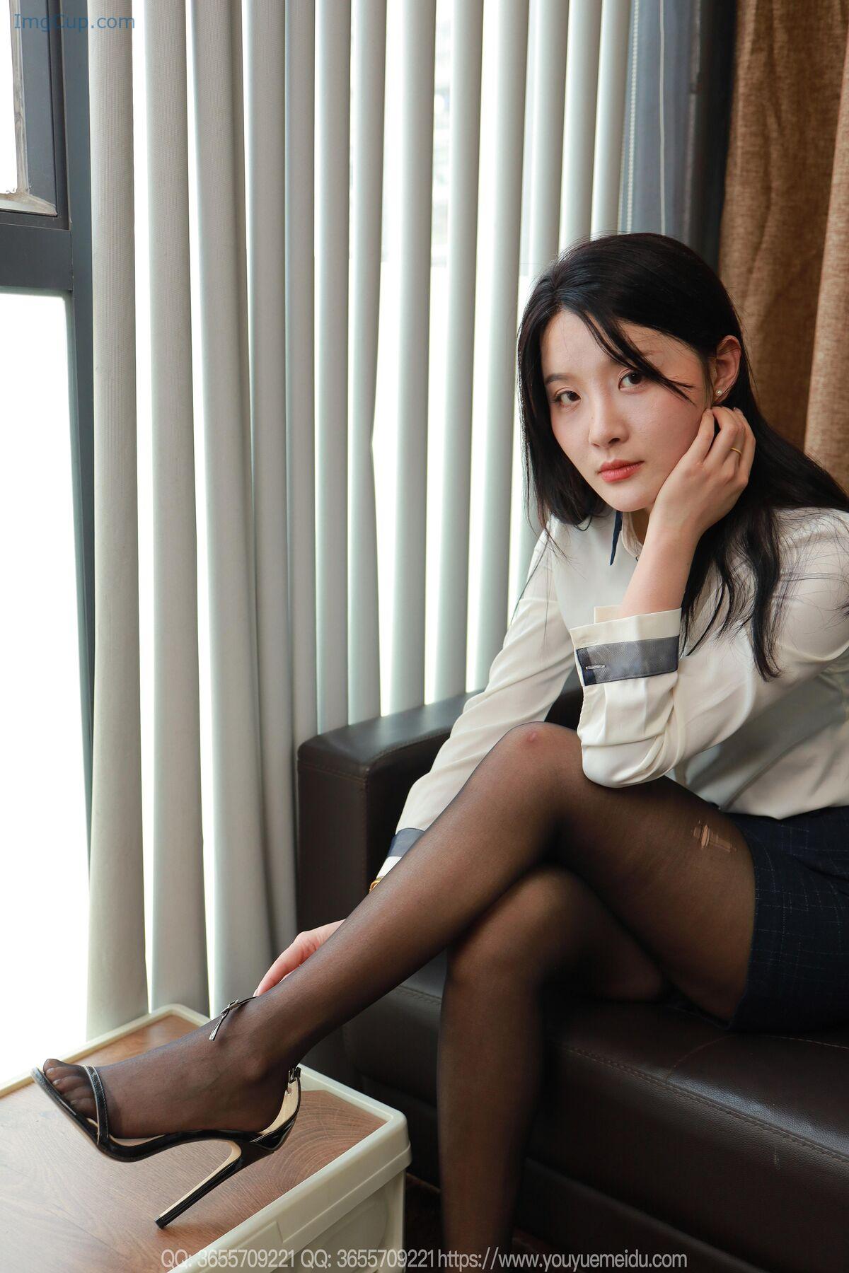 1764087988_490_IESS异思趣向-SXJ-No2056-Wan-Ping-90P.jpg 1764087988 490 IESS异思趣向 SXJ No2056 Wan Ping 90P