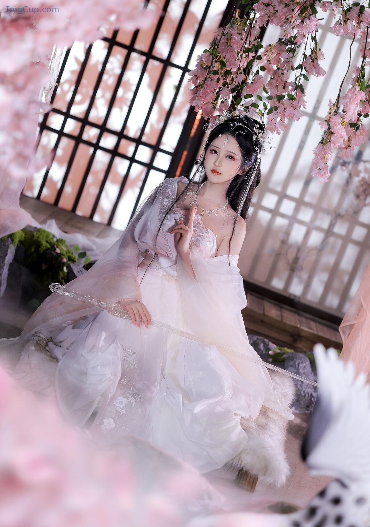 1764167204_932_Coser@三度_69-–-小师姐-81P.jpg 1764167204 932 Coser@三度 69 – 小师姐 81P