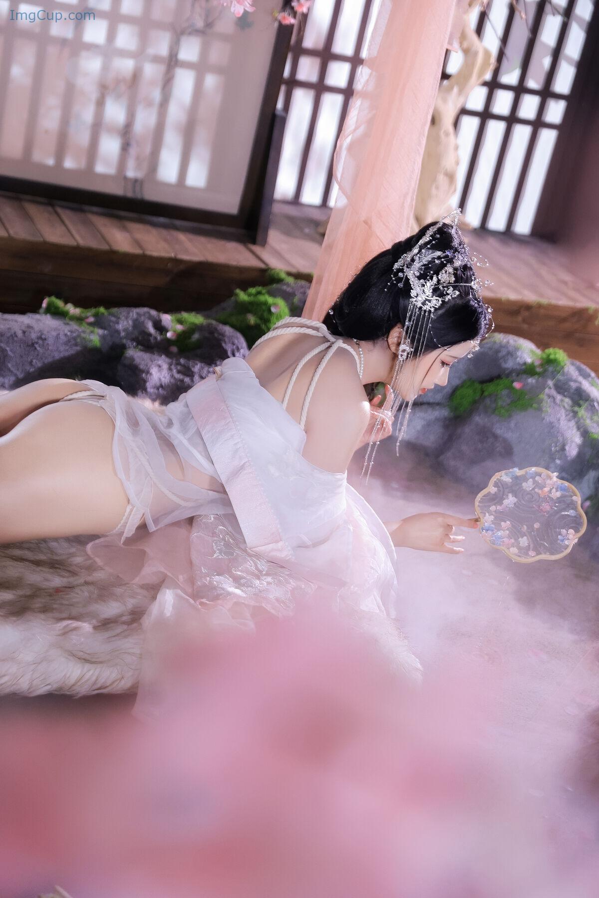 1764167232_297_Coser@三度_69-–-小师姐-81P.jpg 1764167232 297 Coser@三度 69 – 小师姐 81P