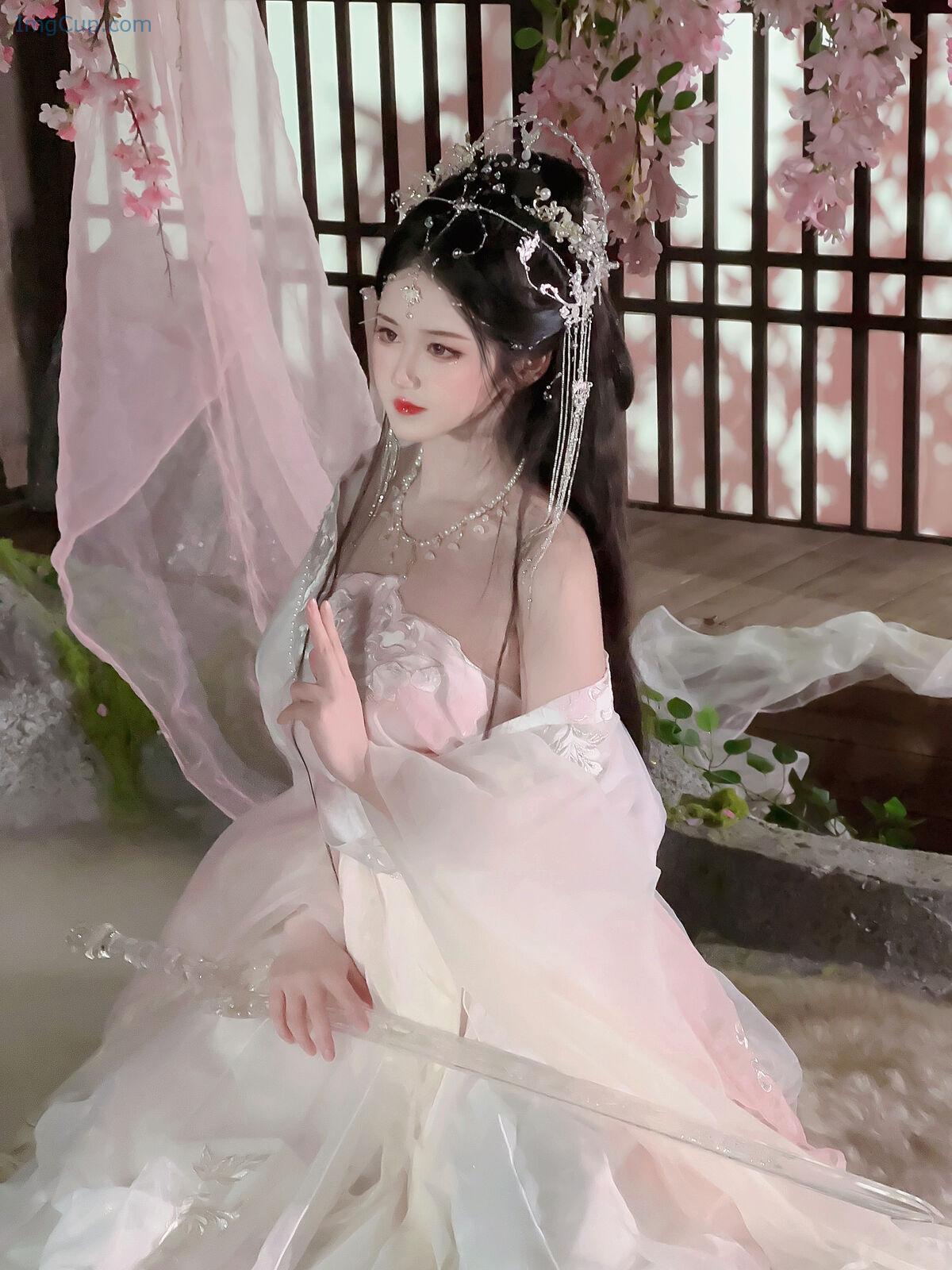 1764167269_794_Coser@三度_69-–-小师姐-81P.jpg 1764167269 794 Coser@三度 69 – 小师姐 81P
