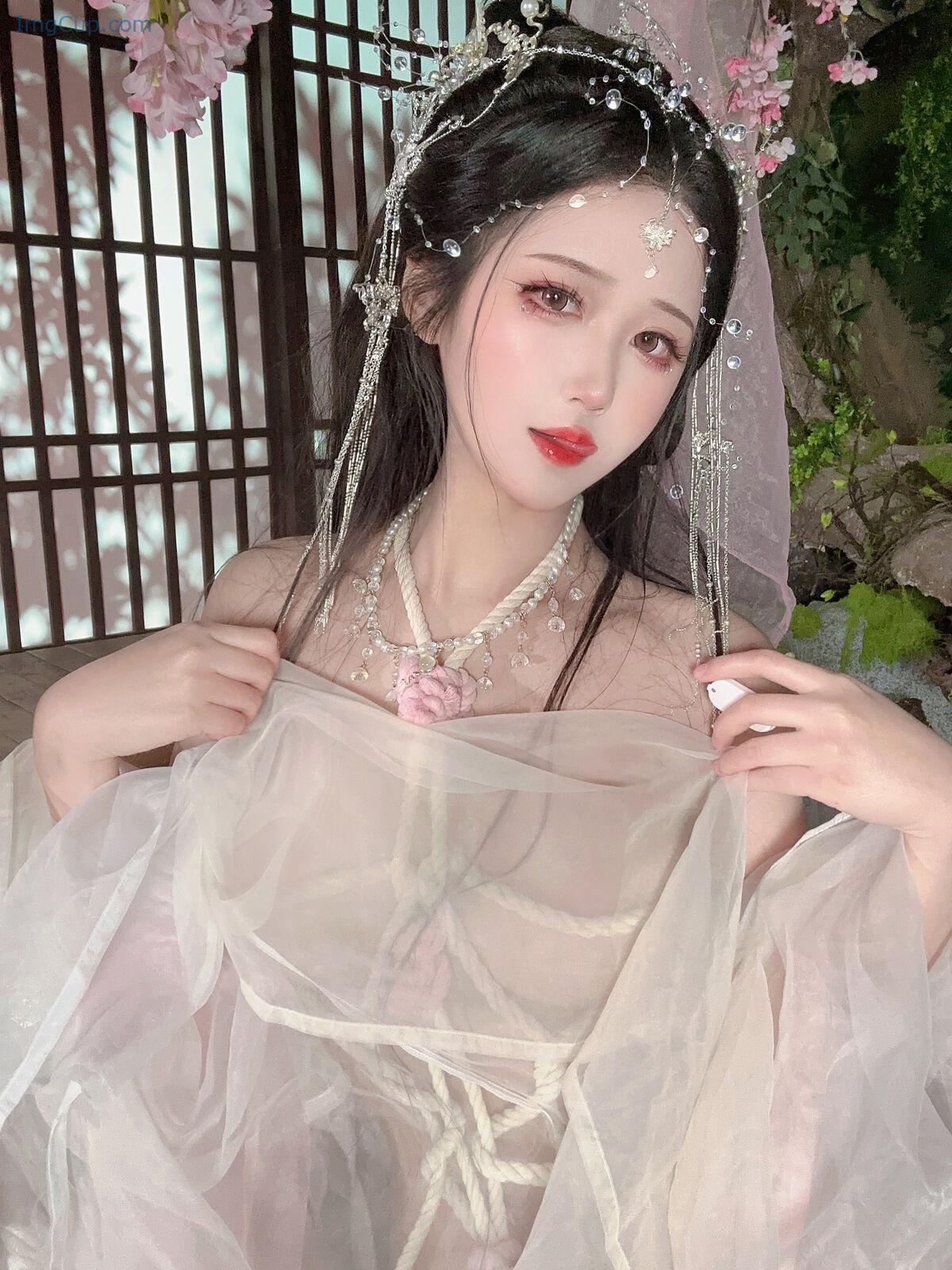 1764167291_759_Coser@三度_69-–-小师姐-81P.jpg 1764167291 759 Coser@三度 69 – 小师姐 81P
