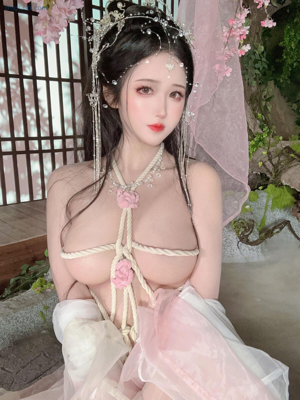 1764167301_354_Coser@三度_69-–-小师姐-81P.jpg 1764167301 354 Coser@三度 69 – 小师姐 81P
