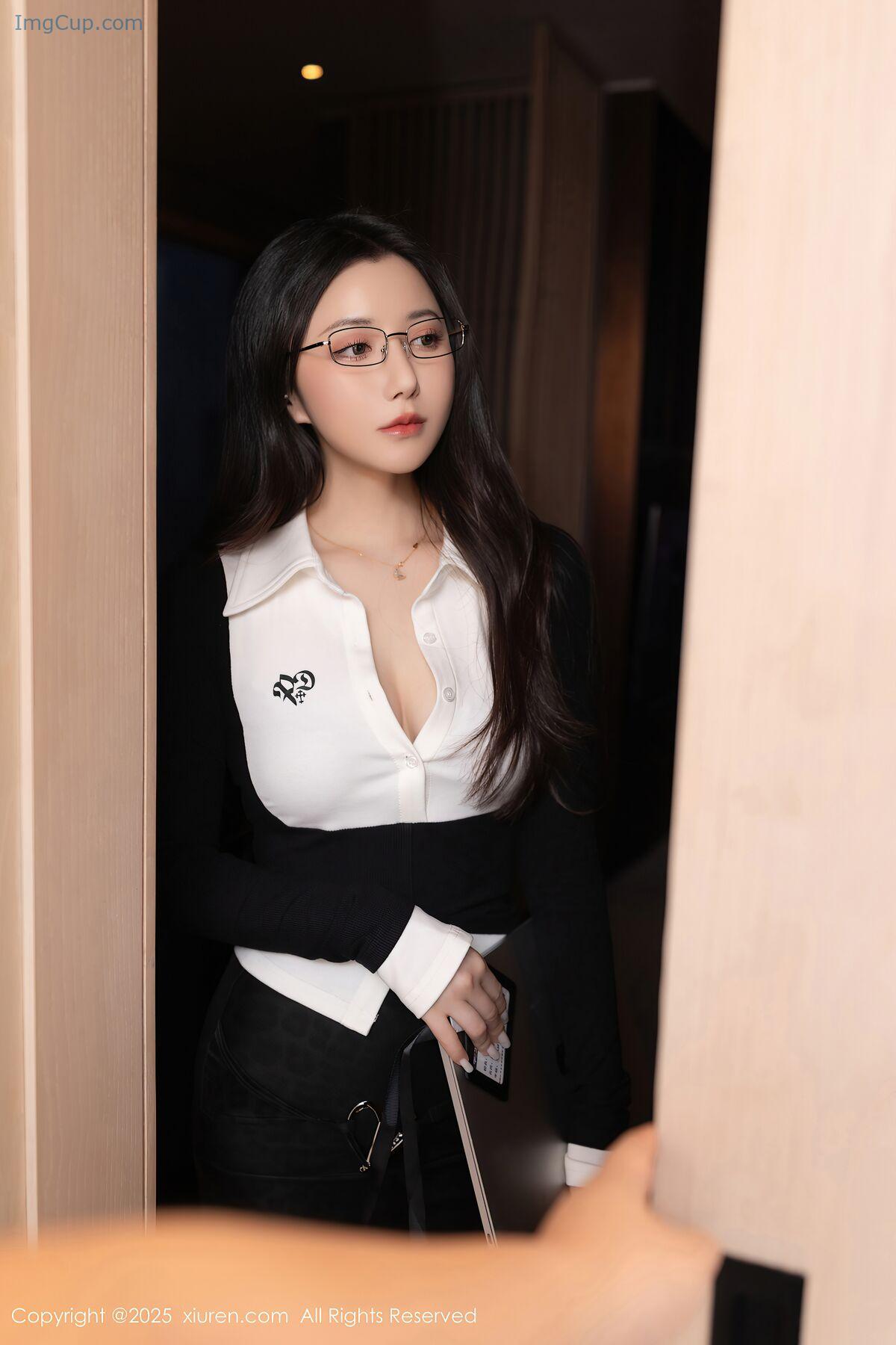 1764174552_234_XiuRen秀人网-No10353-Yu-Zi-Jiang-Fish-81P.jpg 1764174552 234 XiuRen秀人网 No10353 Yu Zi Jiang Fish 81P