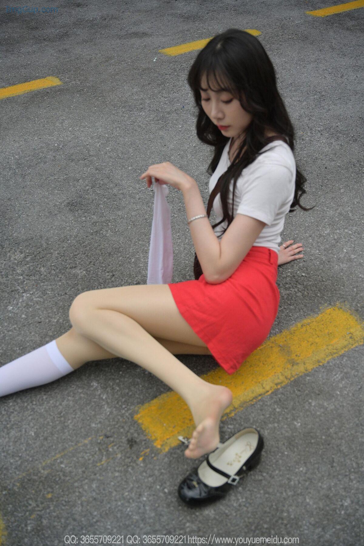 1764369541_672_IESS异思趣向-SXJ-No2055-Tuan-Tuan-88P.jpg 1764369541 672 IESS异思趣向 SXJ No2055 Tuan Tuan 88P