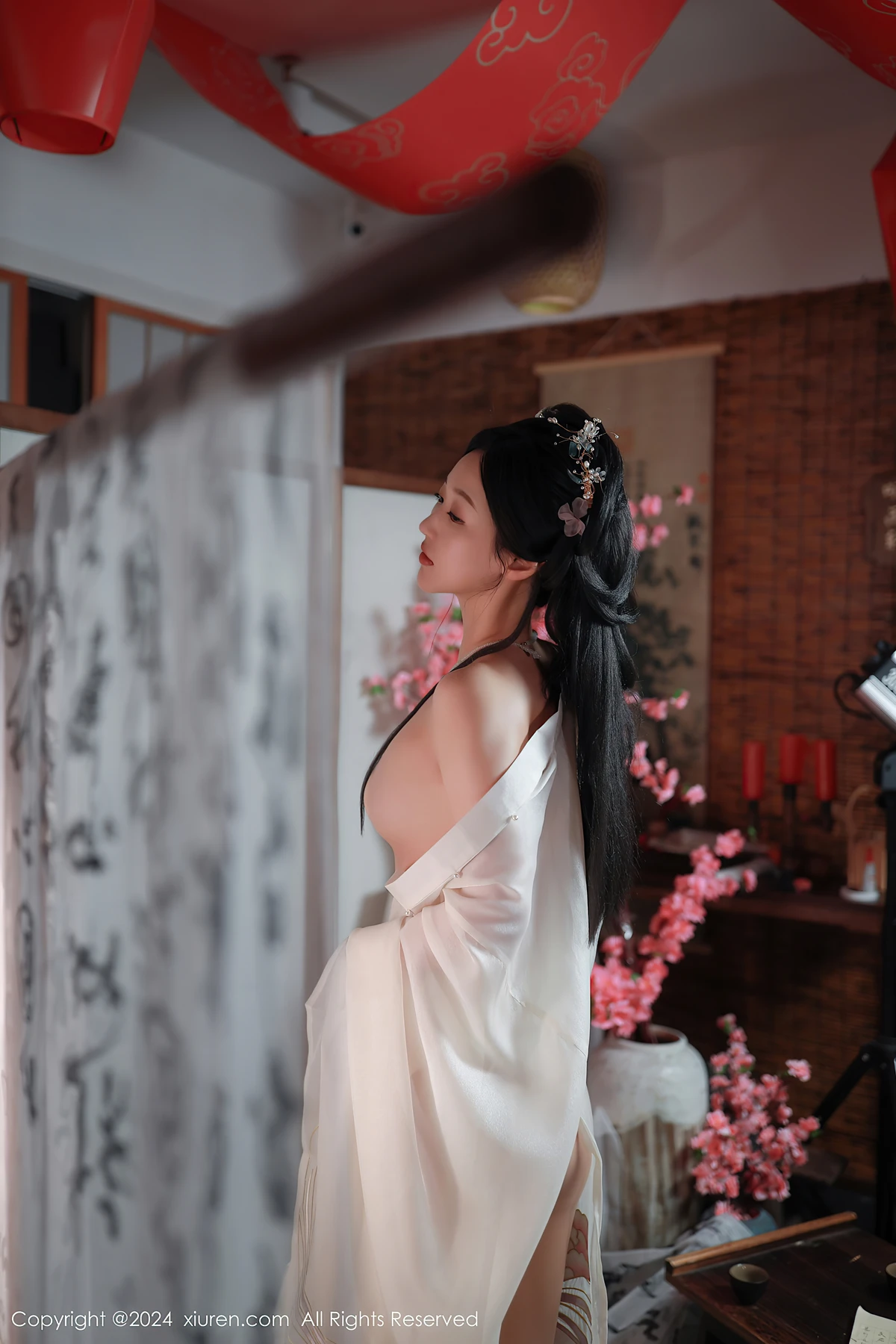 REN11B003_54.webp.webp REN11B003 54.webp