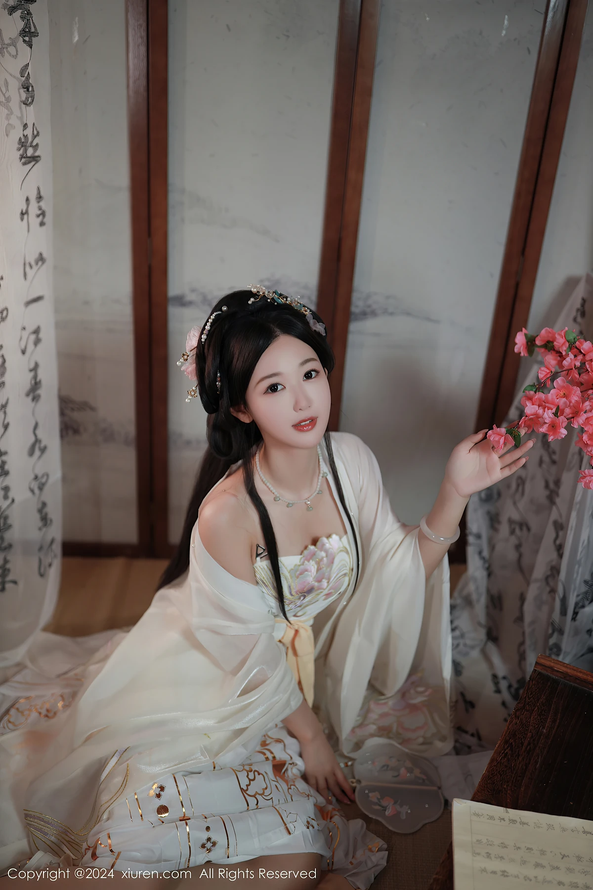 REN11B003_7.webp.webp REN11B003 7.webp