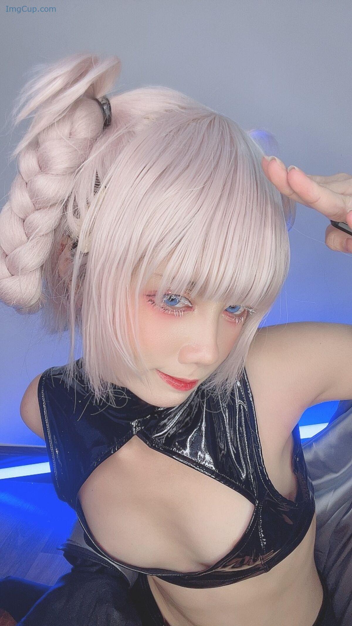 1764636873_772_Coser@PoppaChan-–-Nazuna-Nanakusa-82P-–-15V.jpg 1764636873 772 Coser@PoppaChan – Nazuna Nanakusa 82P – 15V