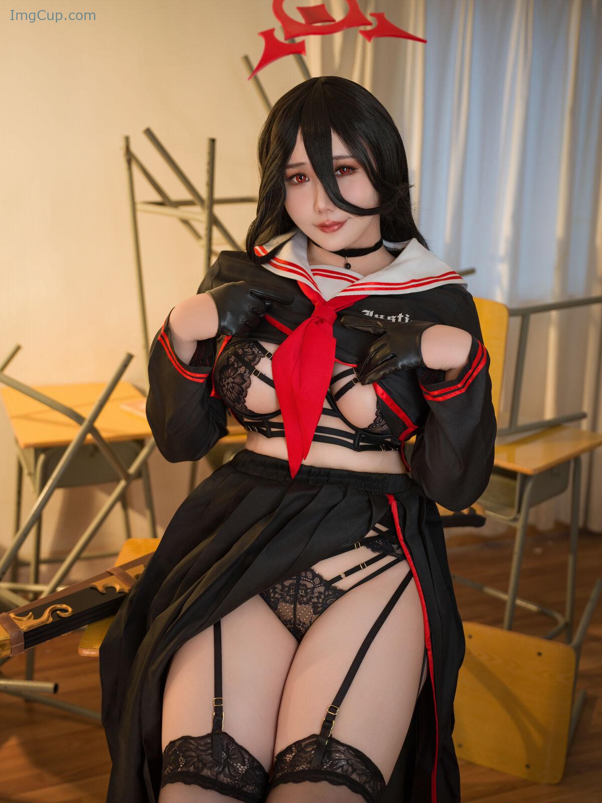 1764691178_510_Coser@麻花麻花酱-–-蔚蓝档案-羽川莲见-36P.jpg 1764691178 510 Coser@麻花麻花酱 – 蔚蓝档案 羽川莲见 36P