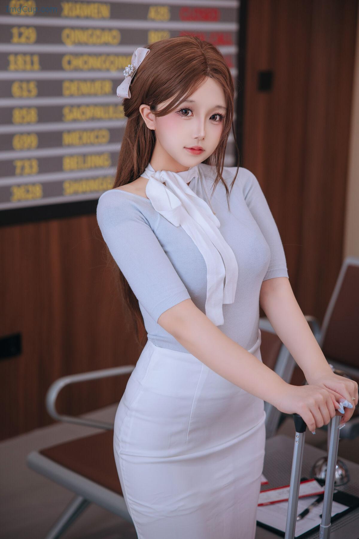 1764781250_369_Coser@日奈娇-–-国际航班-Part03-58P.jpg 1764781250 369 Coser@日奈娇 – 国际航班 Part03 58P