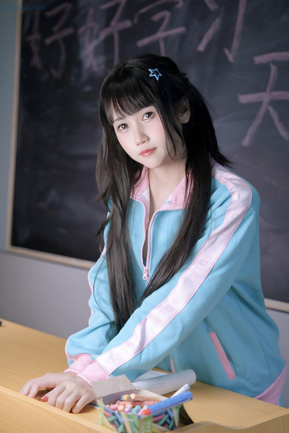 1765323242_738_Coser@不呆猫-–-涂油教室实习生-77P-–-1V.jpg 1765323242 738 Coser@不呆猫 – 涂油教室实习生 77P – 1V