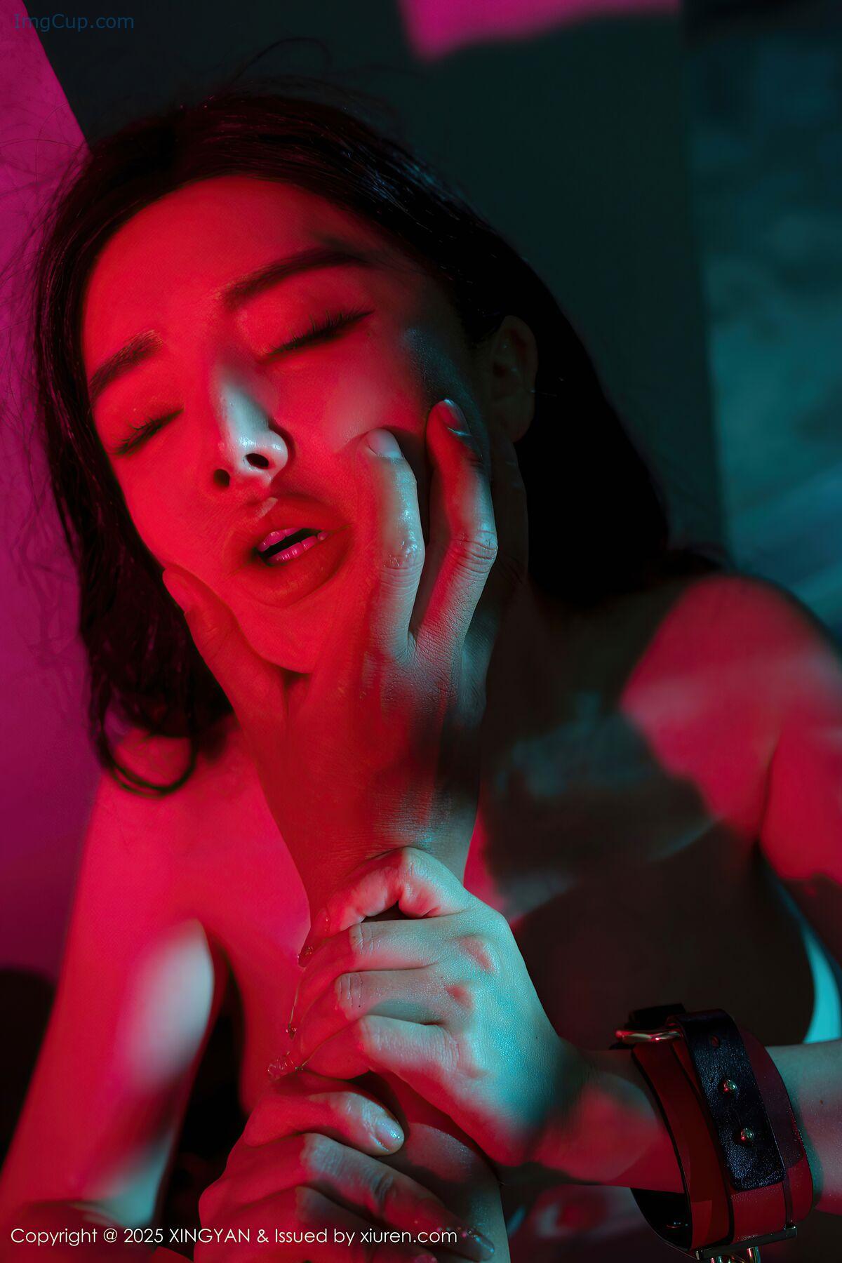 1765344766_546_XingYan星颜社-Vol359-Pan-Si-Qin-78P.jpg 1765344766 546 XingYan星颜社 Vol359 Pan Si Qin 78P