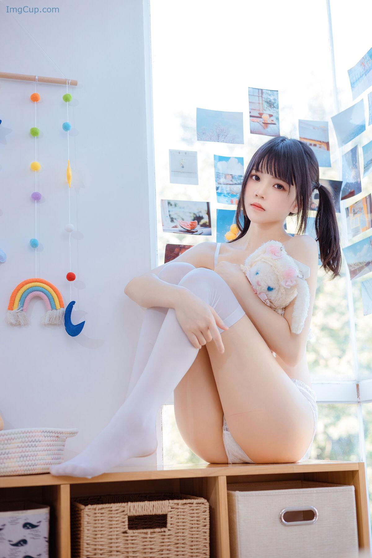 1766064225_671_Coser@桜桃喵-–-雪糕-41P.jpg 1766064225 671 Coser@桜桃喵 – 雪糕 41P