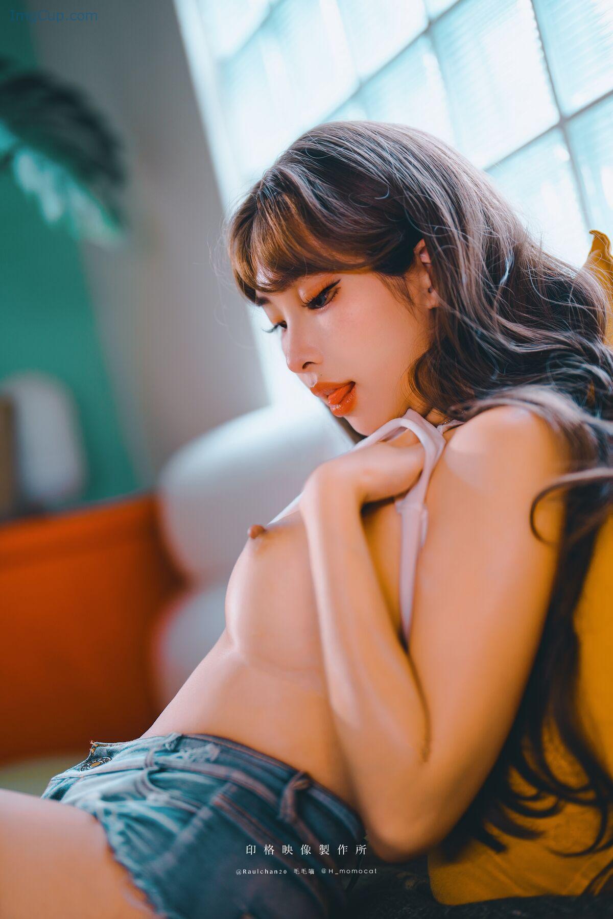 1766082221_478_Coser@慕慕Momo-–-新婚後不斷誘惑我的妻子-58P.jpg 1766082221 478 Coser@慕慕Momo – 新婚後不斷誘惑我的妻子 58P