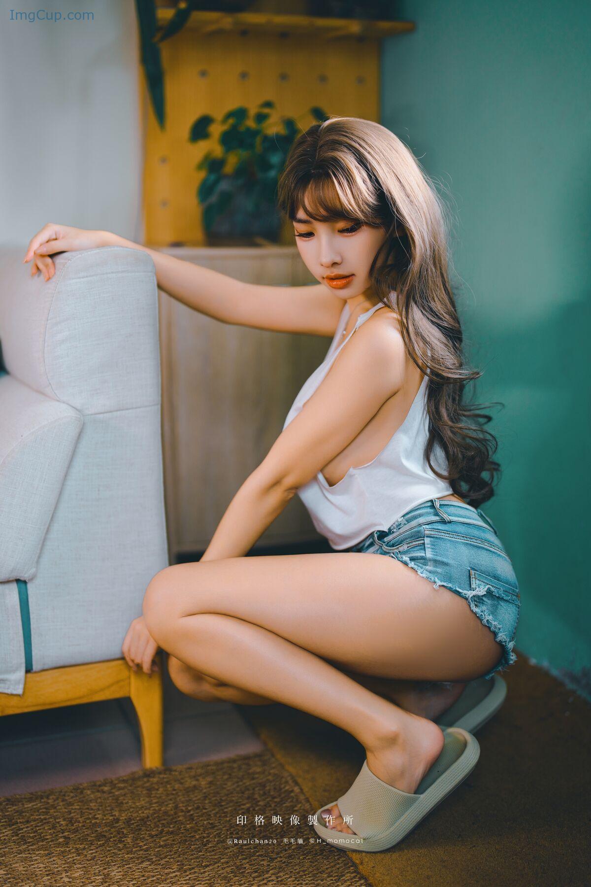 1766082228_206_Coser@慕慕Momo-–-新婚後不斷誘惑我的妻子-58P.jpg 1766082228 206 Coser@慕慕Momo – 新婚後不斷誘惑我的妻子 58P