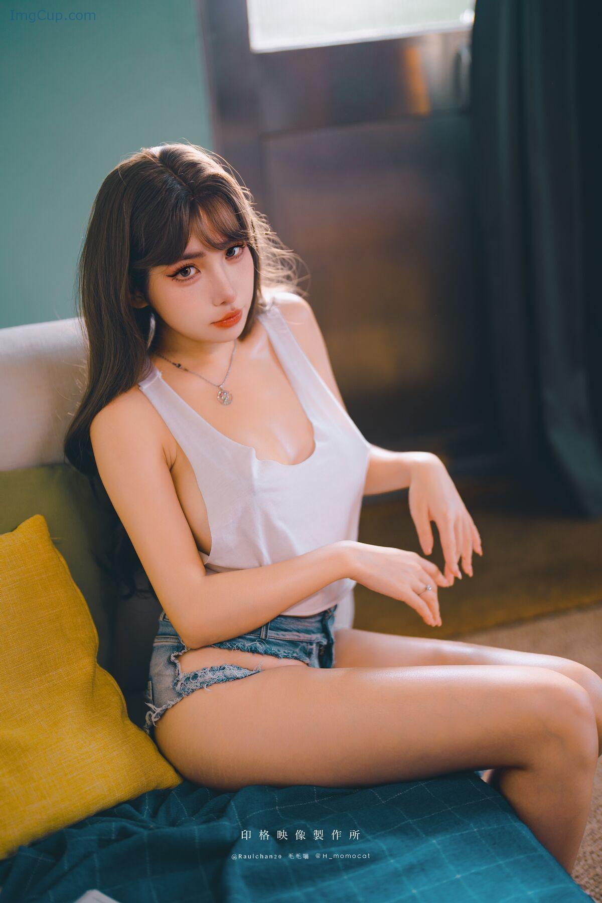 1766082235_340_Coser@慕慕Momo-–-新婚後不斷誘惑我的妻子-58P.jpg 1766082235 340 Coser@慕慕Momo – 新婚後不斷誘惑我的妻子 58P