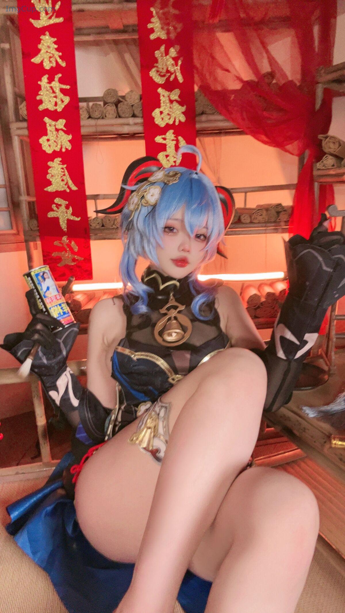 1766100345_882_Coser@小瑶幺幺-–-甘雨海灯节礼服-41P.jpg 1766100345 882 Coser@小瑶幺幺 – 甘雨海灯节礼服 41P