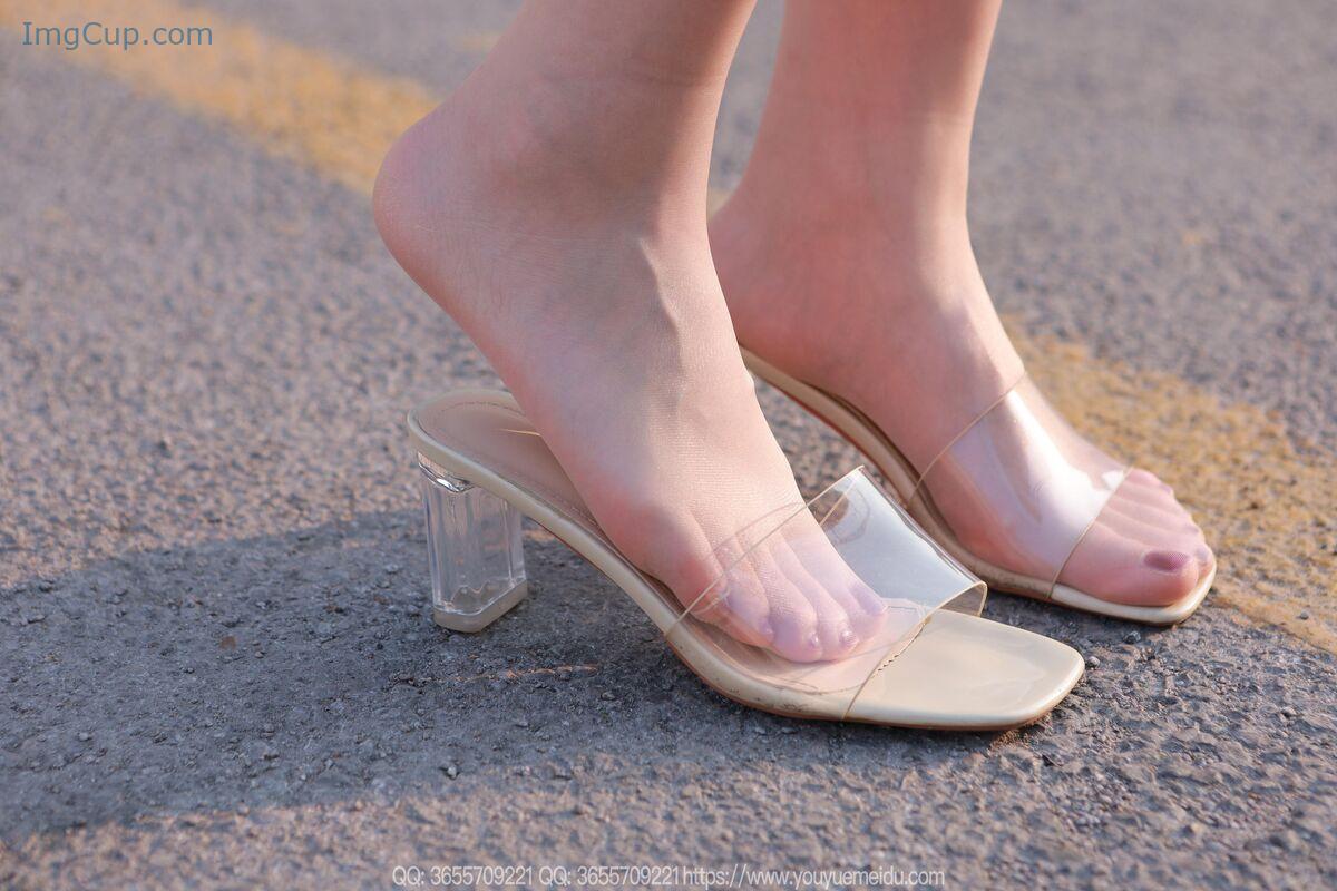 1766362999_396_IESS异思趣向-SXJ-No2051-Xiao-Jie-88P.jpg 1766362999 396 IESS异思趣向 SXJ No2051 Xiao Jie 88P