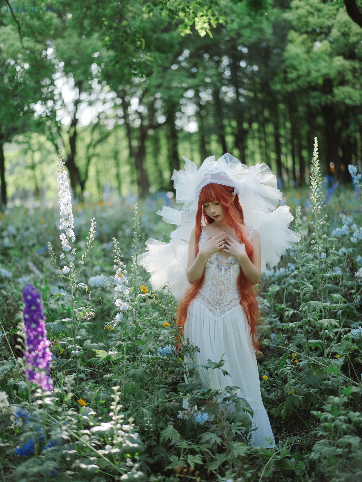 1766642333_798_Coser@蠢沫沫-Chunmomo-–-花丛婚纱-67P.jpg 1766642333 798 Coser@蠢沫沫 Chunmomo – 花丛婚纱 67P