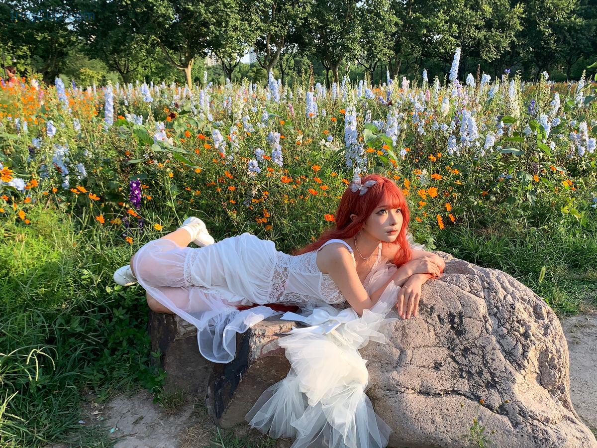 1766642398_840_Coser@蠢沫沫-Chunmomo-–-花丛婚纱-67P.jpg 1766642398 840 Coser@蠢沫沫 Chunmomo – 花丛婚纱 67P
