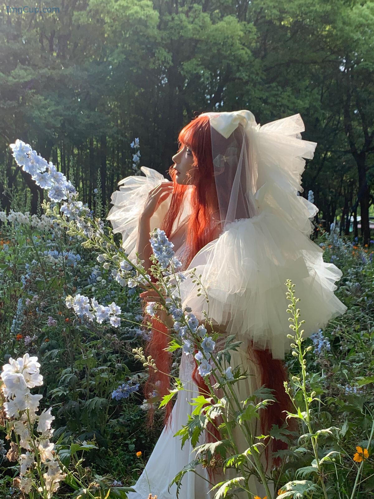 1766642407_910_Coser@蠢沫沫-Chunmomo-–-花丛婚纱-67P.jpg 1766642407 910 Coser@蠢沫沫 Chunmomo – 花丛婚纱 67P