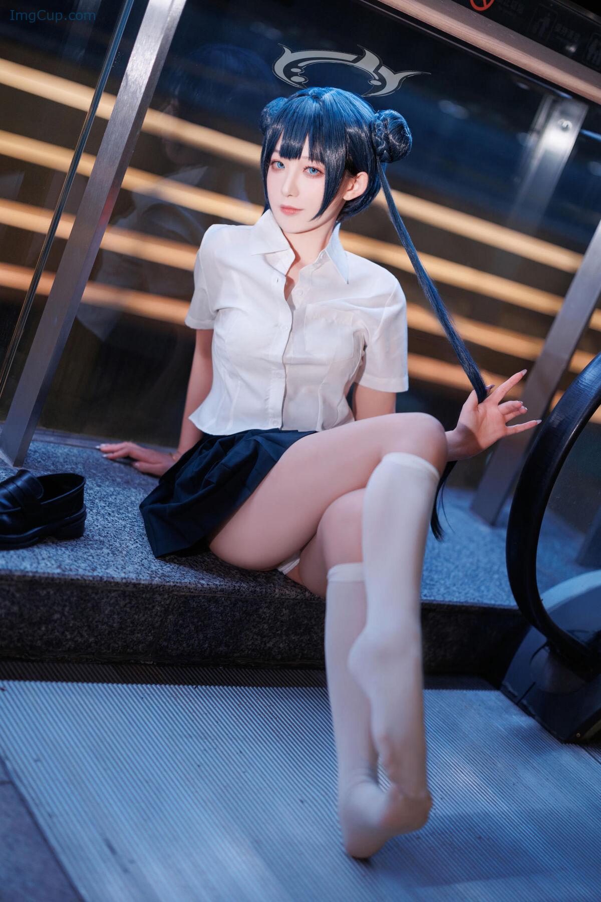 1766804946_891_Coser@封疆疆v-–-妃咲JK-34P.jpg 1766804946 891 Coser@封疆疆v – 妃咲JK 34P