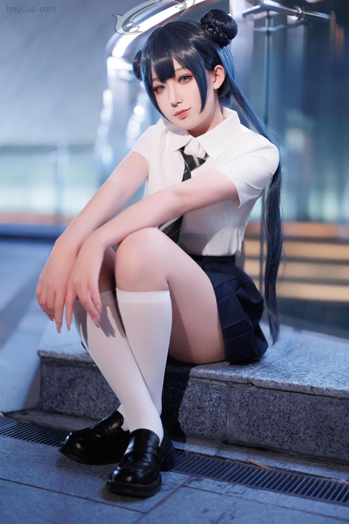 1766804978_530_Coser@封疆疆v-–-妃咲JK-34P.jpg 1766804978 530 Coser@封疆疆v – 妃咲JK 34P