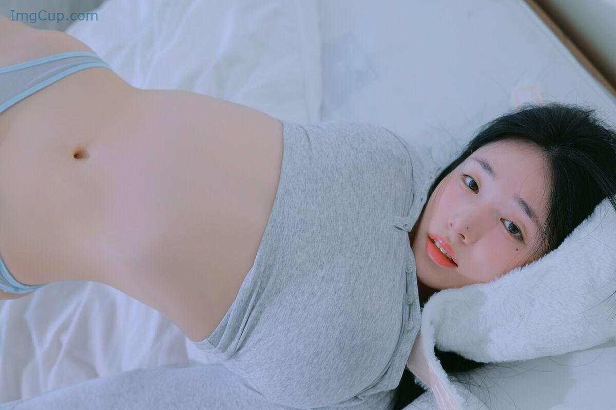 1766881602_933_YeonWoo-연우-–-Terrace-SVer-Part1.jpg 1766881602 933 YeonWoo 연우 – Terrace SVer Part1