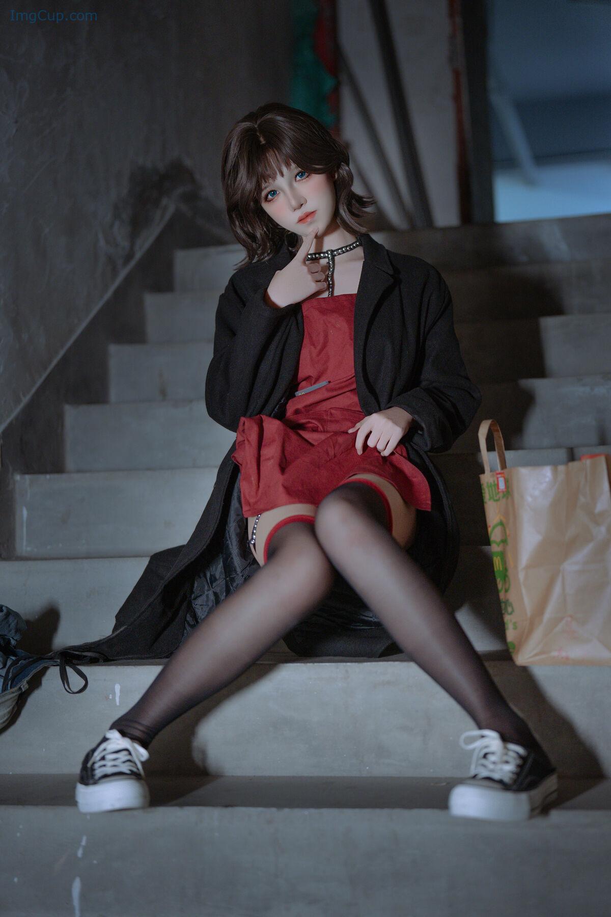 1766931503_4_Coser@阿薰kaOri-–-围裙下的秘密-Part03-58P.jpg 1766931503 4 Coser@阿薰kaOri – 围裙下的秘密 Part03 58P