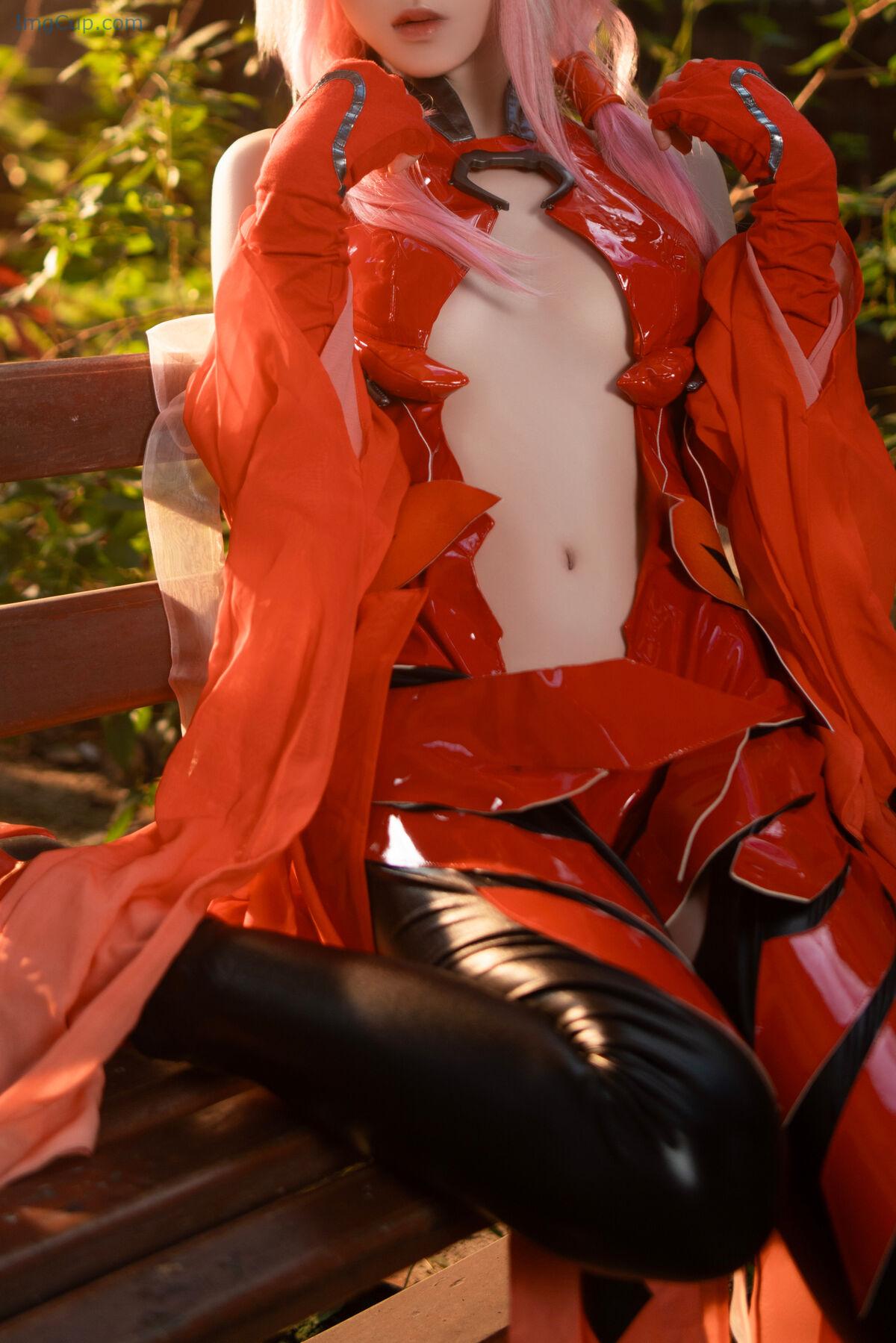 1767076076_540_Coser@桜桃喵-–-楪祈-49P-–-3V.jpg 1767076076 540 Coser@桜桃喵 – 楪祈 49P – 3V