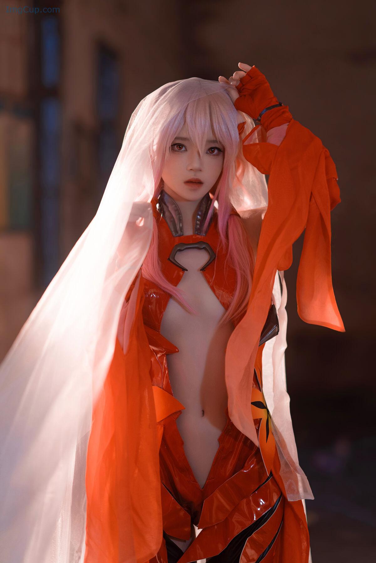 1767076120_357_Coser@桜桃喵-–-楪祈-49P-–-3V.jpg 1767076120 357 Coser@桜桃喵 – 楪祈 49P – 3V